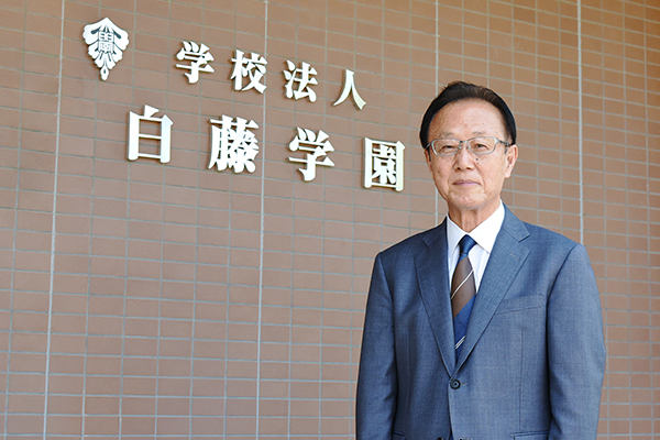 奈良女子高校（白藤学園）　規定のコート　未使用 奈良女子高校（白藤学園） 規定のコート 未使用