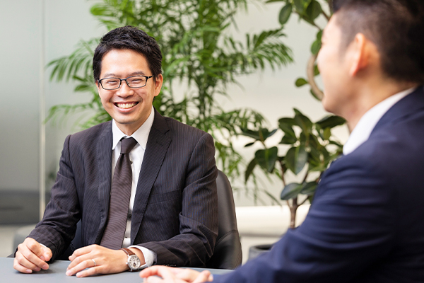 株式会社ストライク