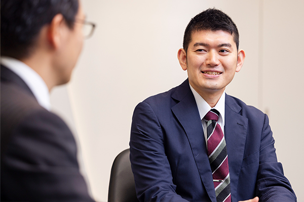 株式会社ストライク