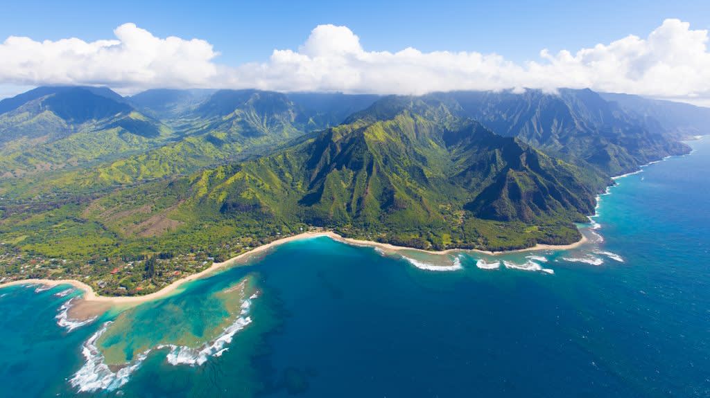 Hawaiian island of Kauai to run entirely on Tesla battery grid storage system