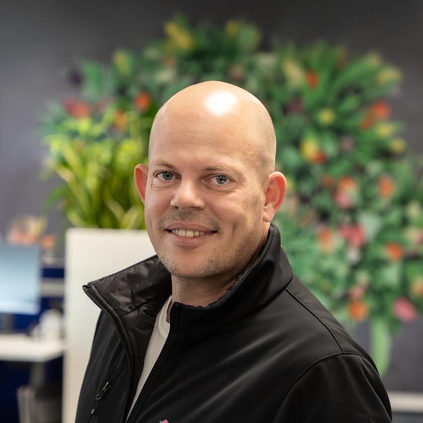 HOLIP Bernard Lamboo