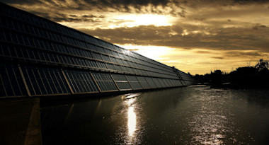 Apply solar thermal water heating in industrial processes
