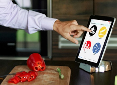 Reduce food waste & costs with data analytics & tech system