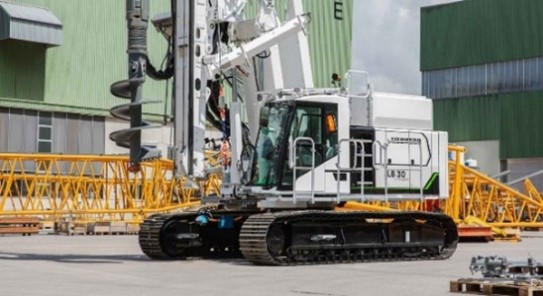 AU36_inside4 AU36_inside4