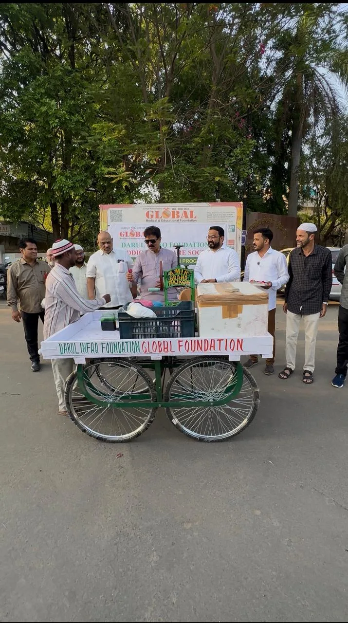 Earning with Dignity: 50 Pushcarts Distributed to Local Youths Gallery 3