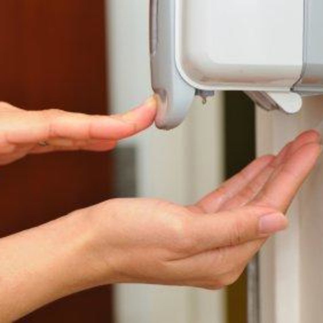 Hand Soap vs Hand Sanitizer: Which One Should You Use?