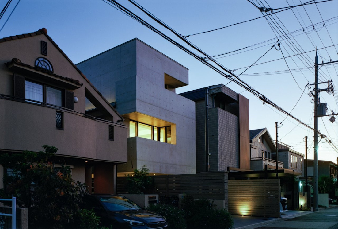 03　茶屋之町　北東側外観夕景