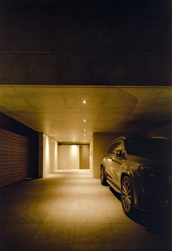 12　茶屋之町　ポーチ夕景