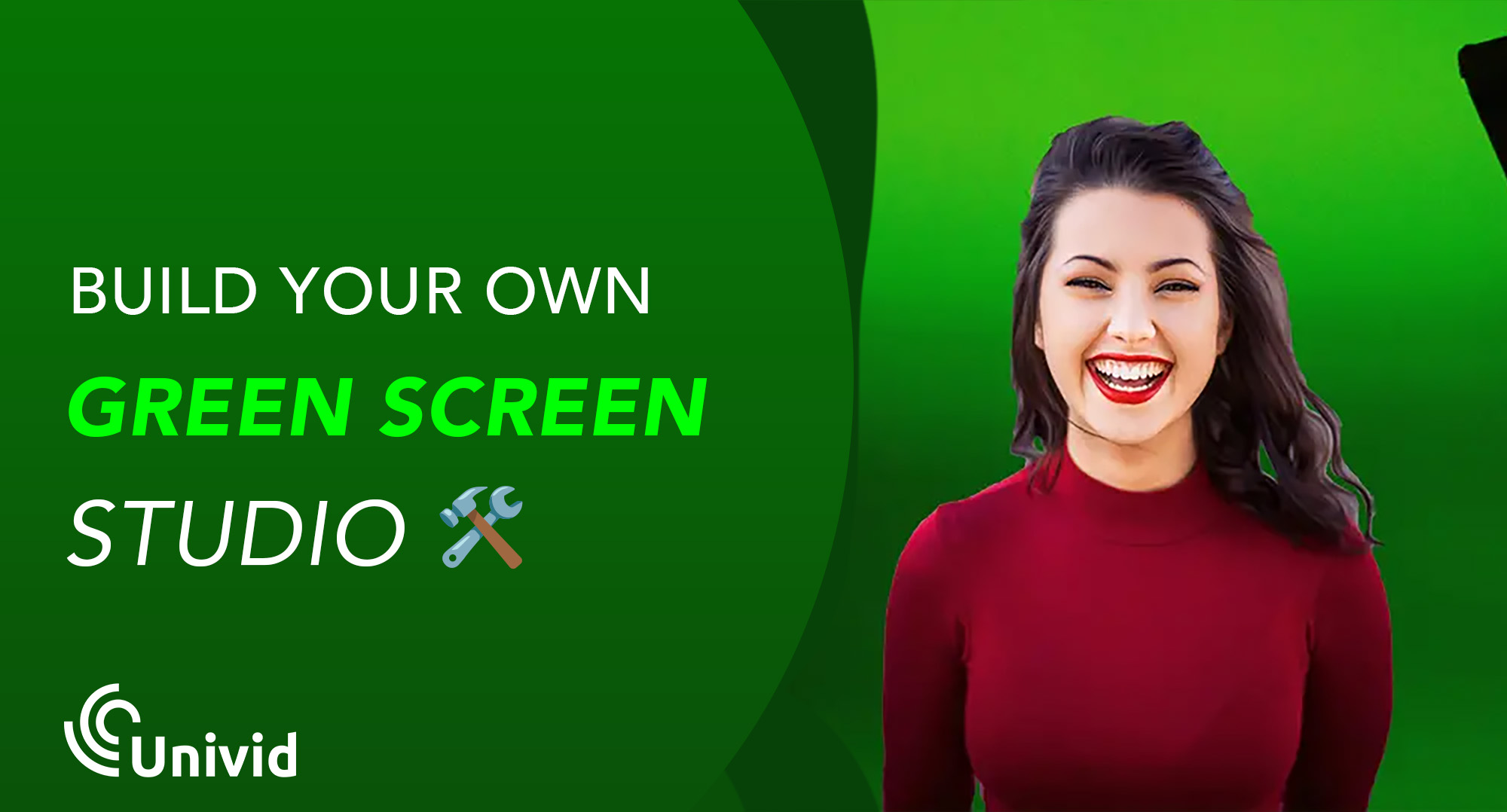 Building a green screen studio does not require more than a green fabric as a background and an app or application on your laptop. We go through what a green screen is and how it works to set up your own - either for your home or company office studio. You also get 5 tips on what to think of when live streaming with a virtual background.