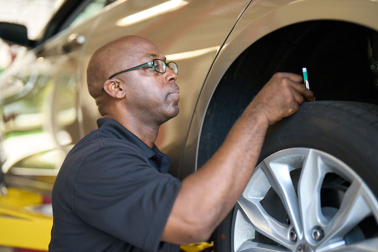 Serpentine Belt Replacement Information - Discount Tire Outlet