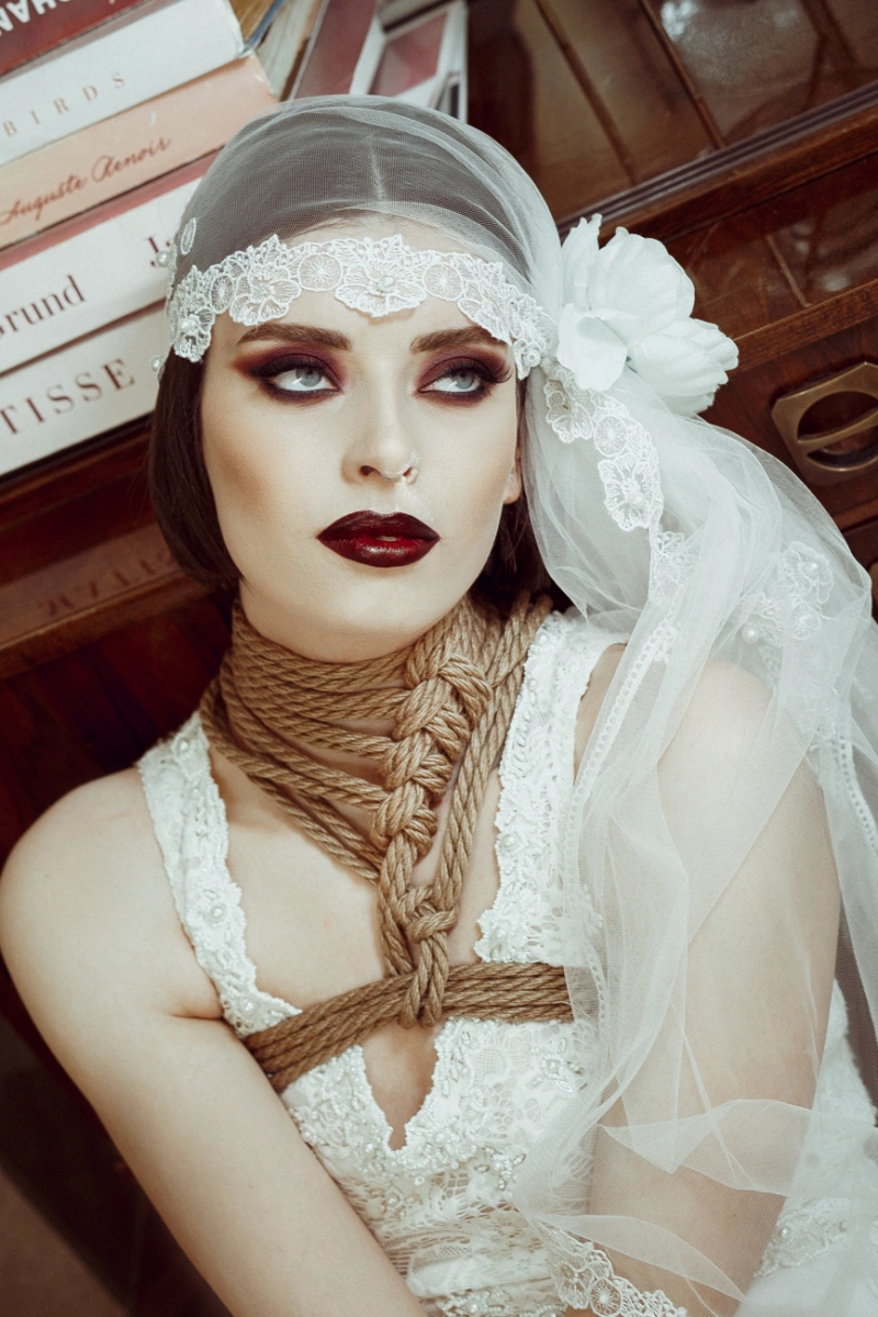 Bride in retro style of 20s - gallery image 11