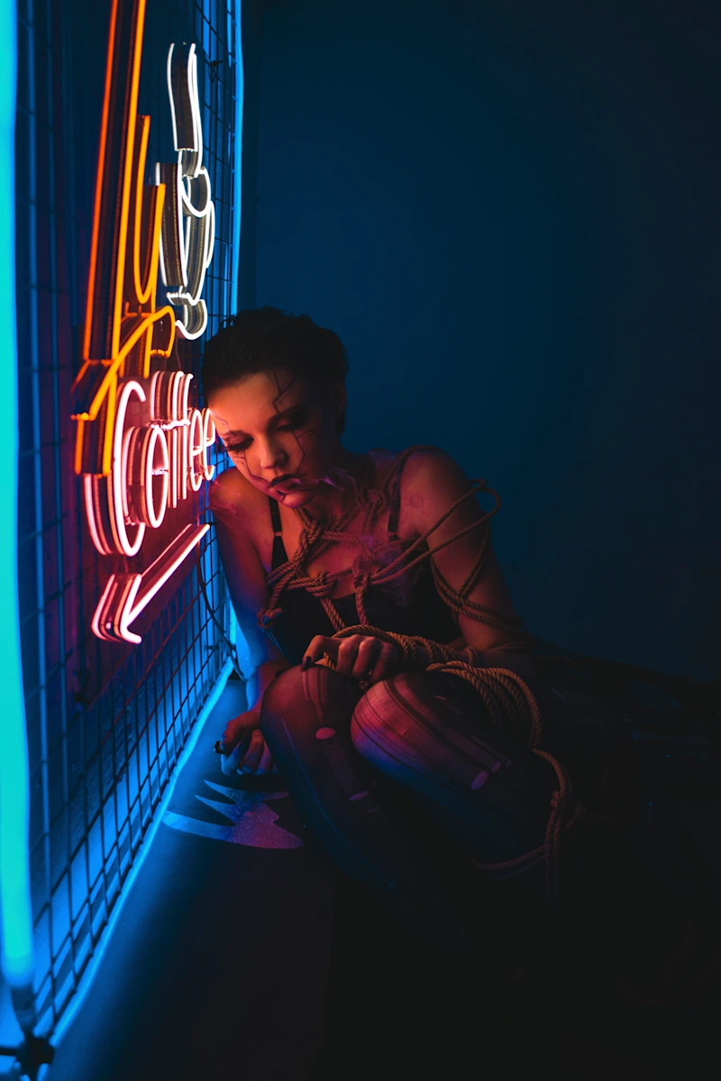 Cyberpunk Bartender - gallery image 40