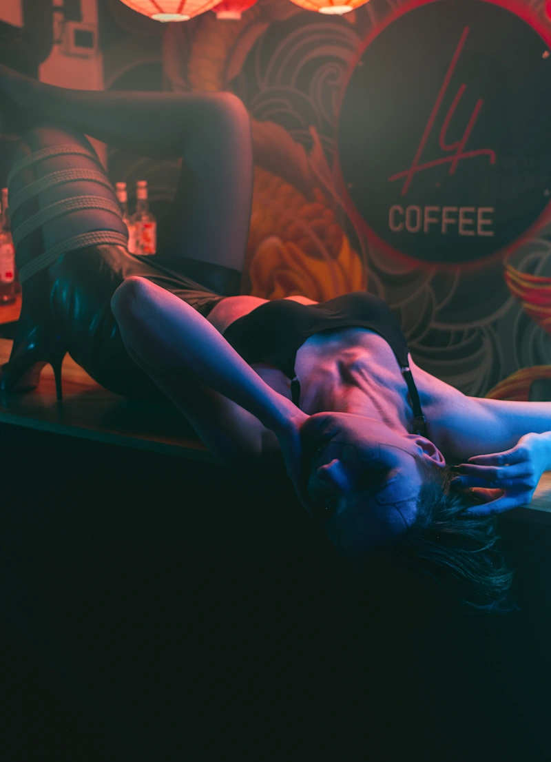 Cyberpunk Bartender - gallery image 33