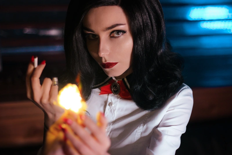 Bioshock Elizabeth (Burial at Sea ver.) cosplay - gallery image 2