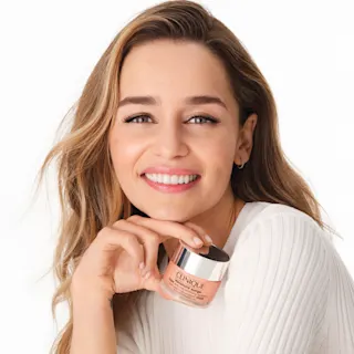 Moisture Surge 100H -kosteusvoide ja Emilia Clarke