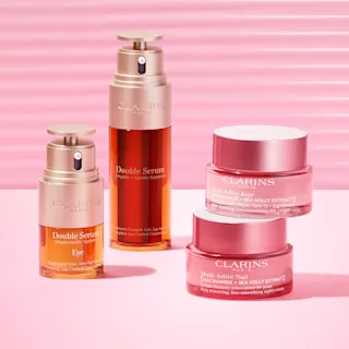 Kuvassa Clarins tuotteita