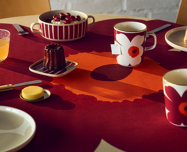 marimekko KUUSIKOSSA TARJOTIN 15x32cm 【公式通販】