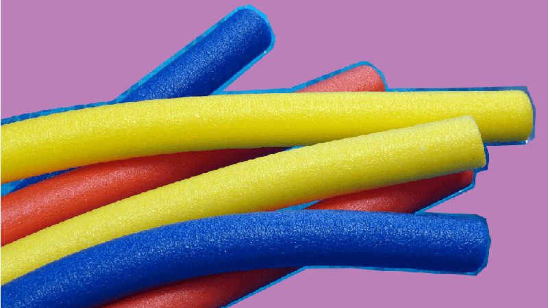 Illustration of pool noodles, highlighting the steps for use your noddles in parenting hacks