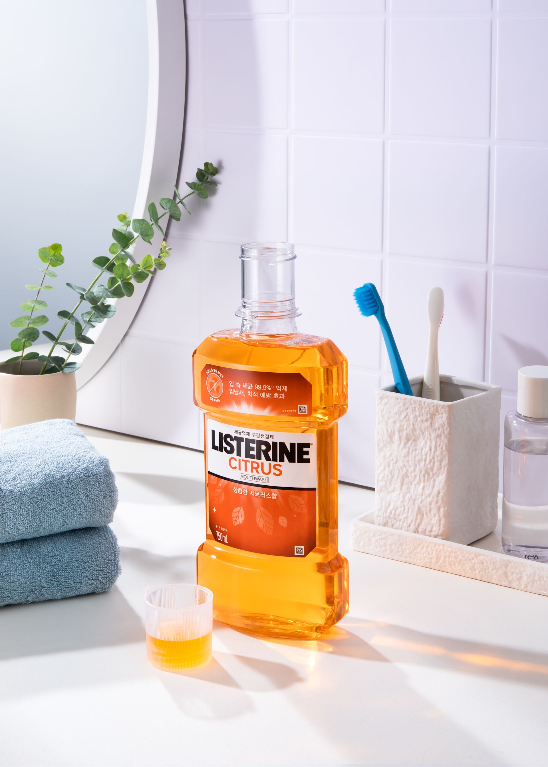 리스테린® 마우스워시액 시트러스향 - Image 4 - Listerine - ko-KR