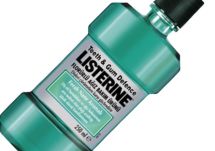 LISTERINE® TEETH AND GUM DEFENCE
