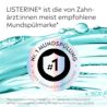 LISTERINE® mit Hinweis „Nr. 1 Mundspülung in der Zahnarztempfehlung“ vor türkisfarbener Wasser-Grafik.​