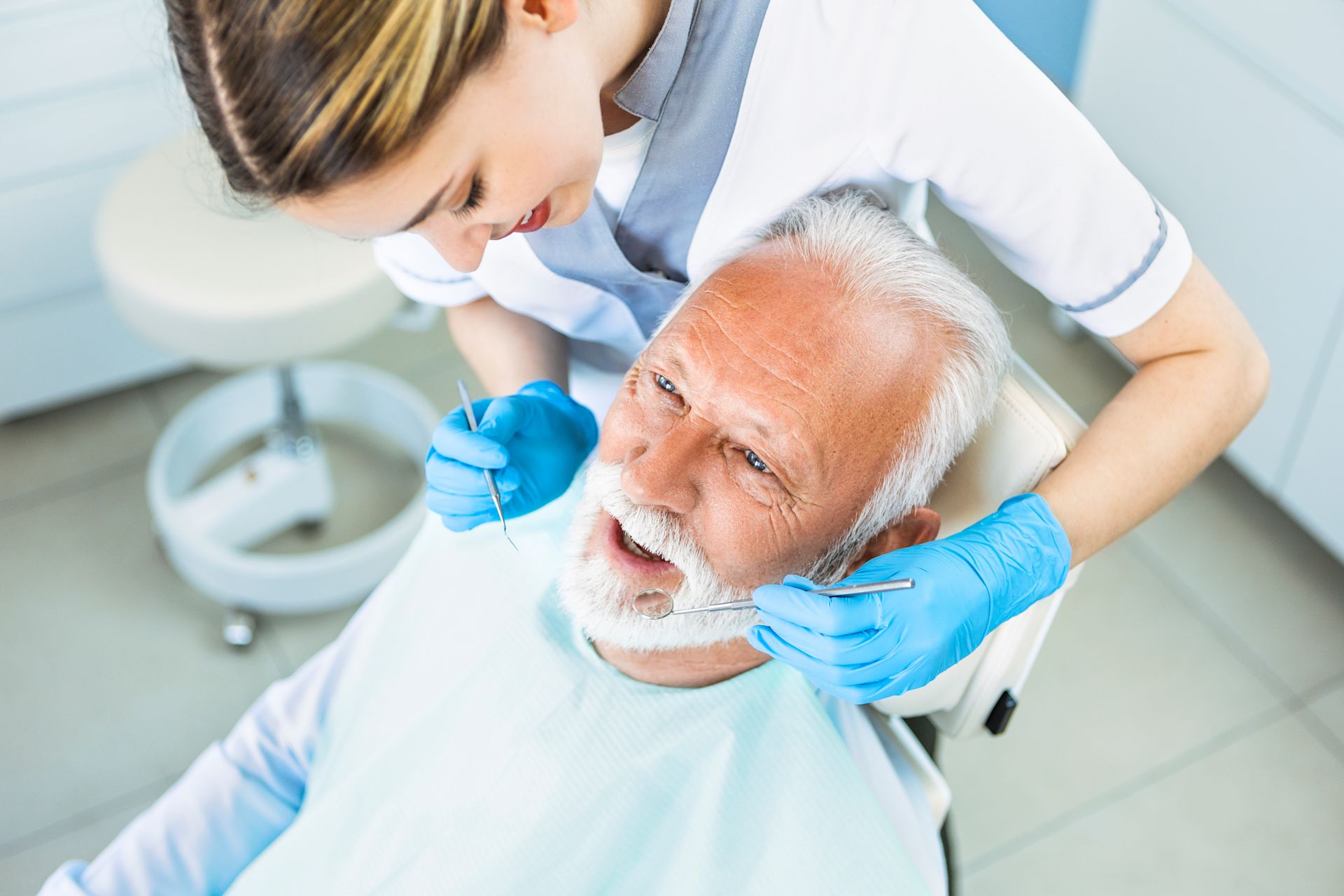 Caries: Qué Son, Síntomas Y Cómo Prevenirlas