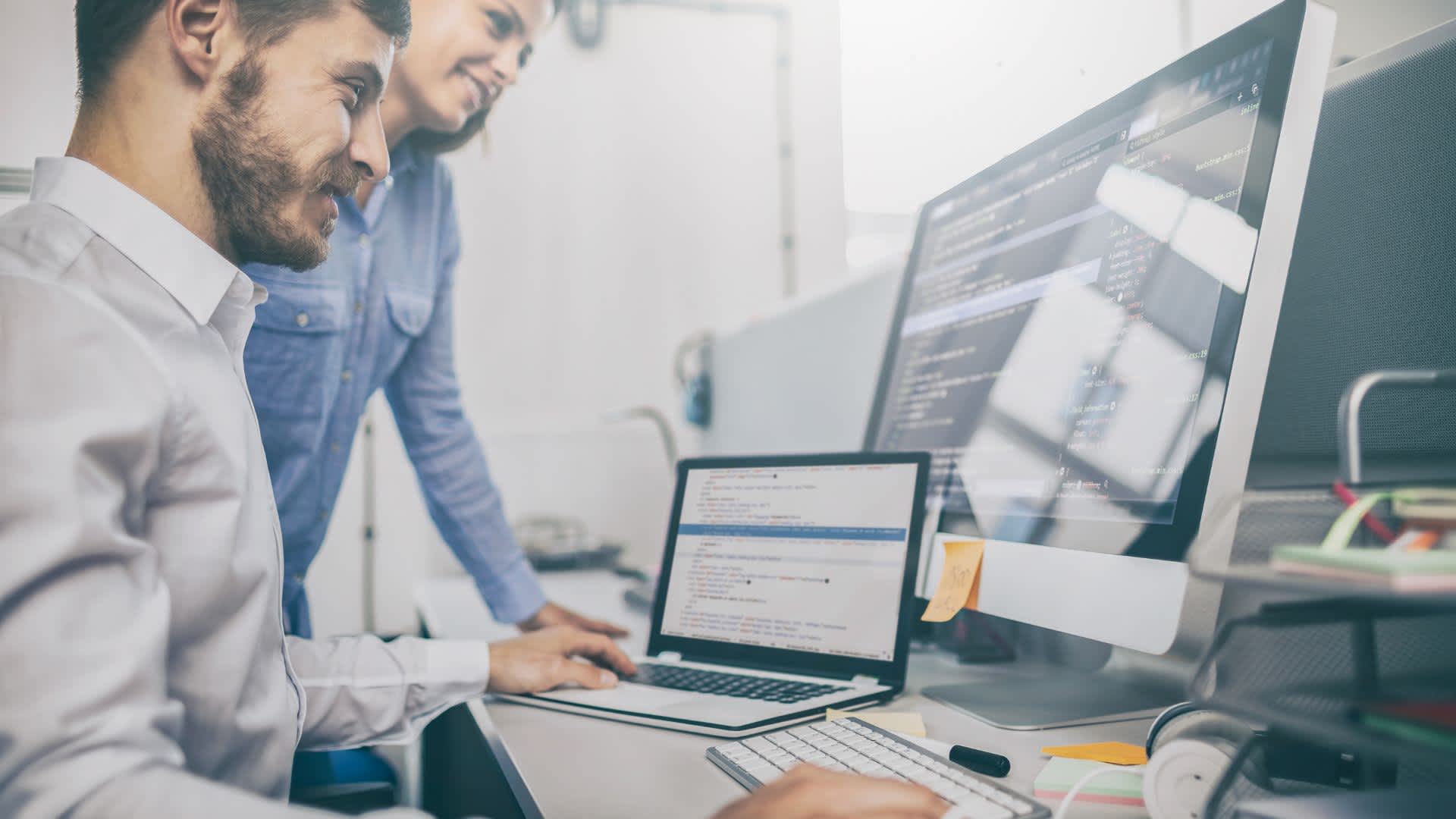 Creating an Integration and AI Strategy for the Digital Workplace