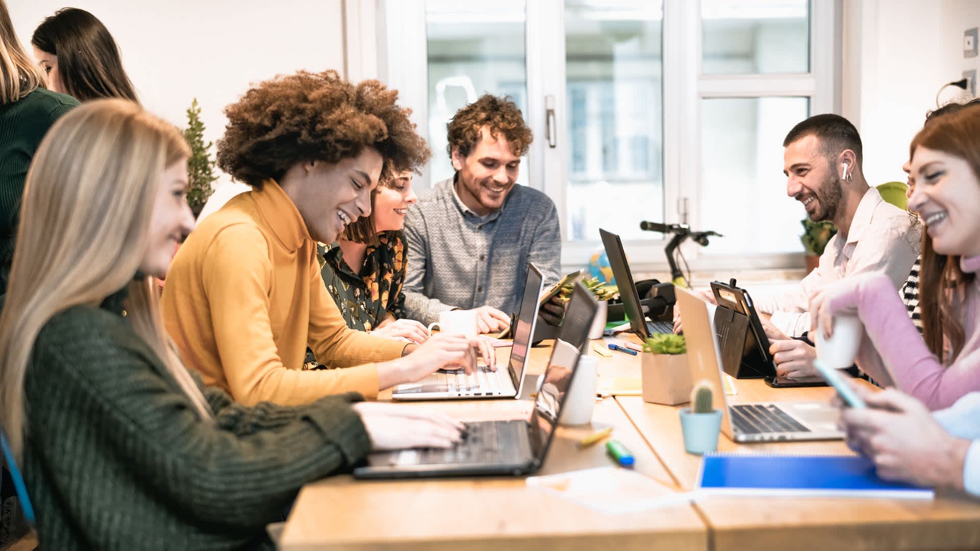Digital employee experience