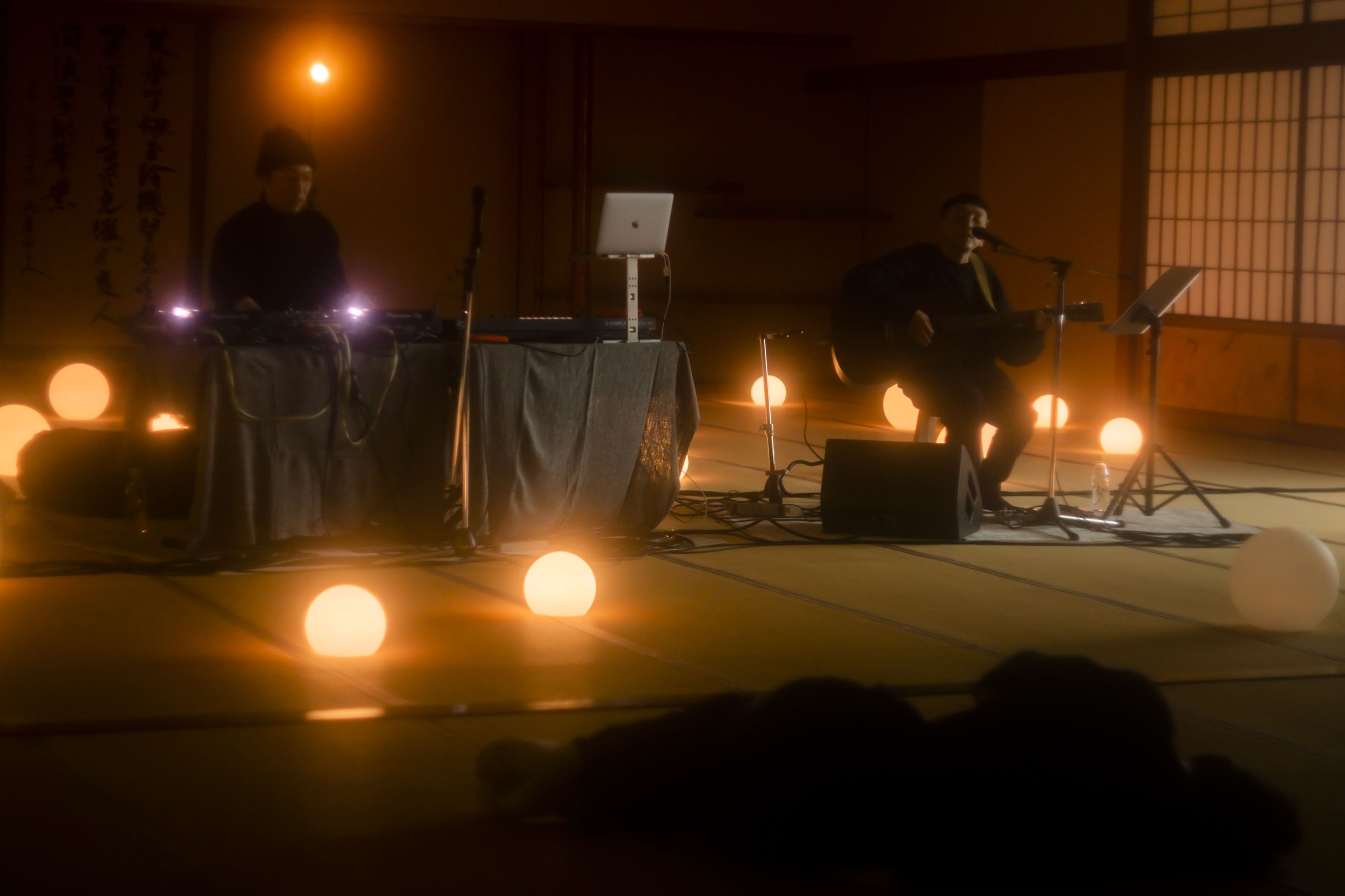 ZZZN LISTEN AND SLEEP | Konel Inc.