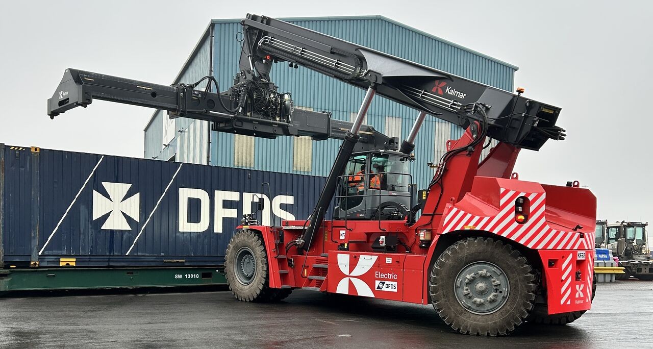 A DFDS and Kalmar collaboration for Immingham terminal.