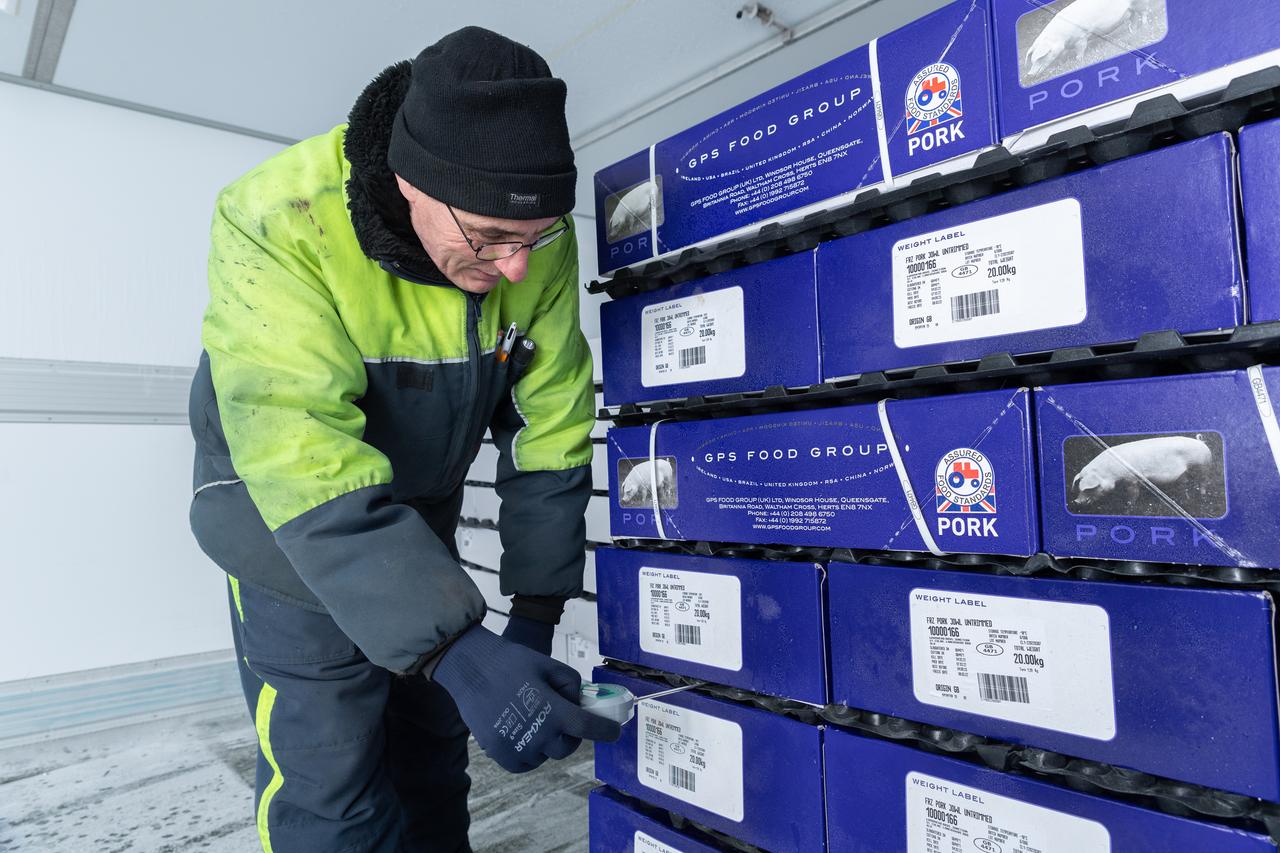 Meat transport Hanging meat transport DFDS (INT)