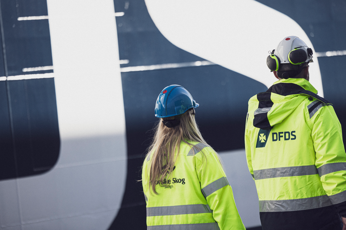 Norske Skog and DFDS workers.