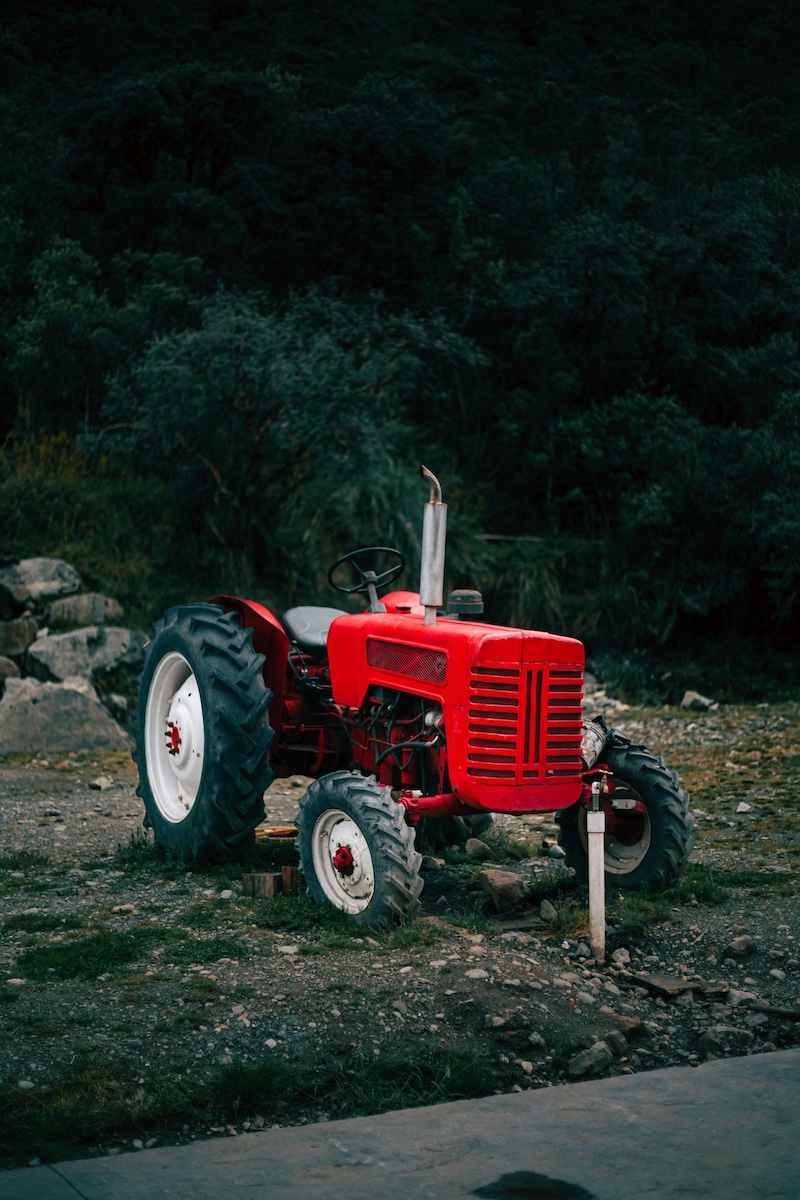 Gary Frith's Countryboy Handyman Tractor Shredding