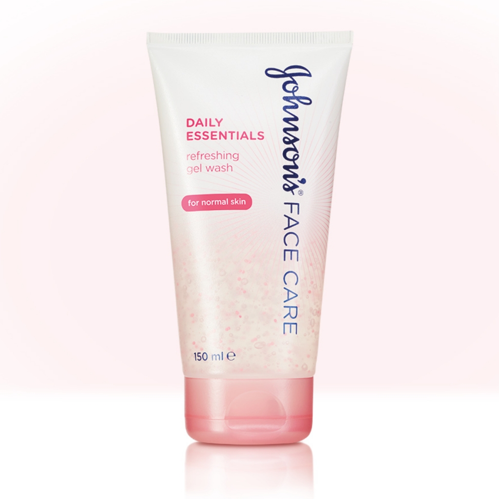 JOHNSON'S® Face Care Daily Essentials Refreshing Gel Wash for Normal Skin