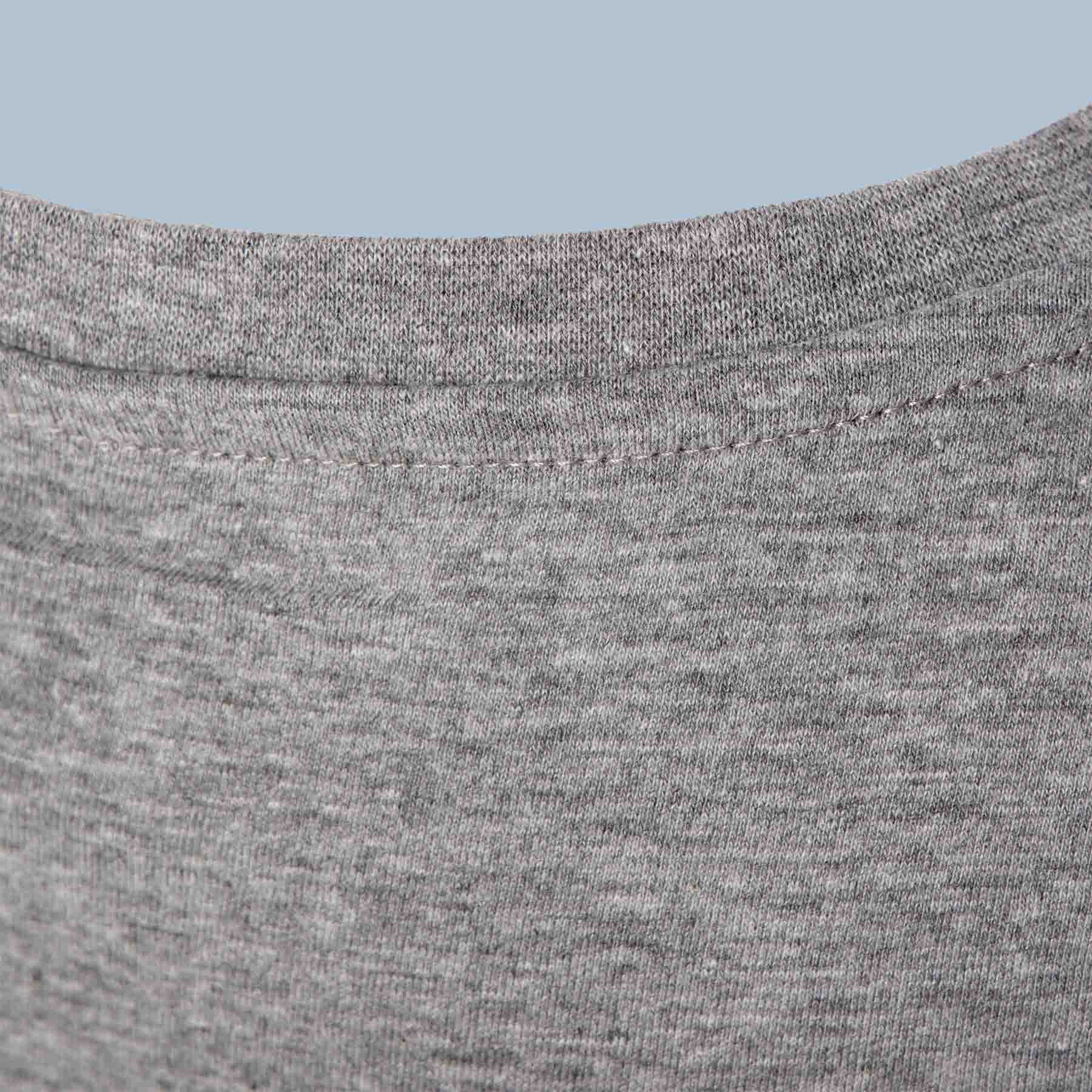 premium-vneck-detail