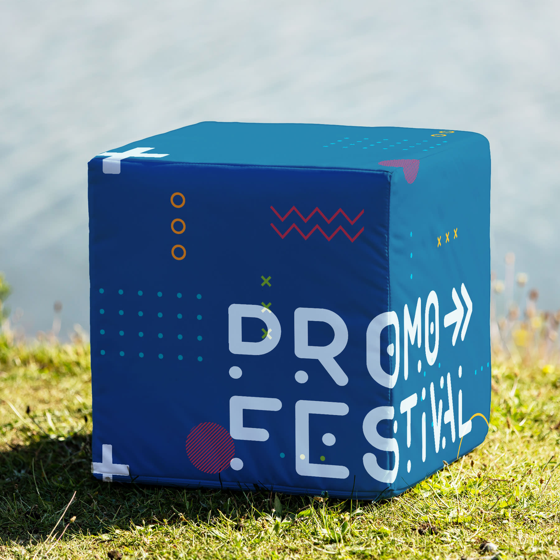 Poef-vierkant-buiten