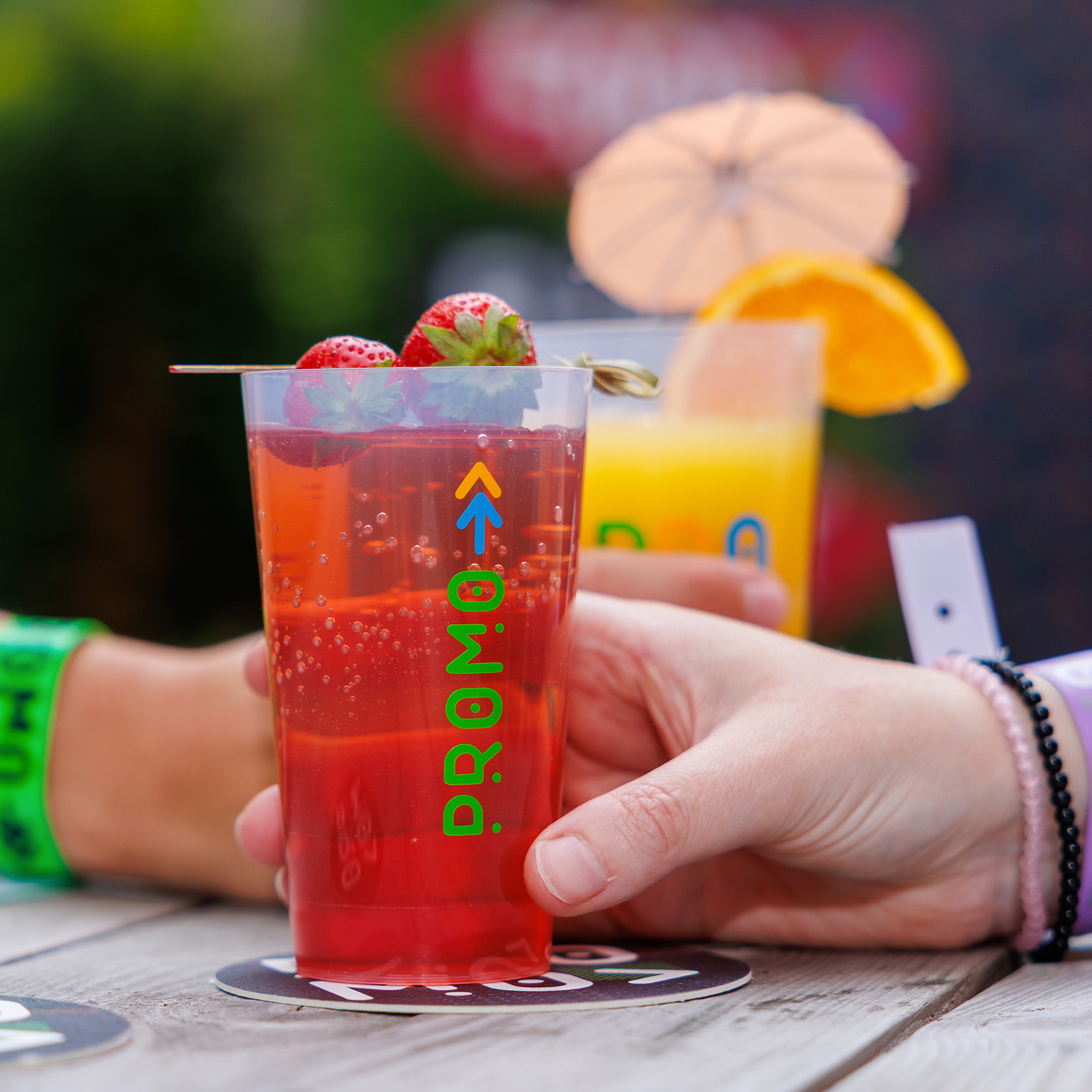 buiten-gewoon-zichtbaar drankbekers