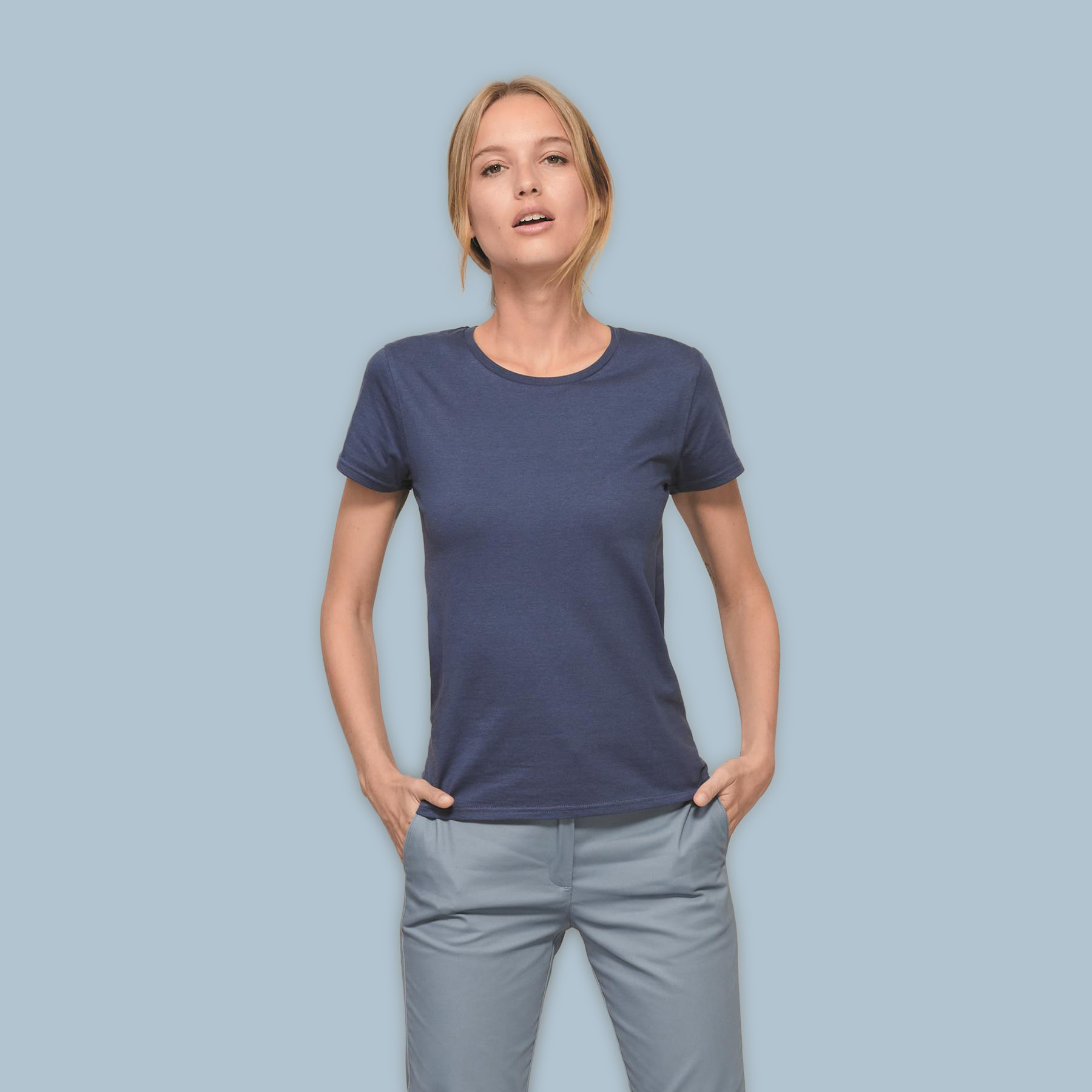 Duurzaam-basic-slim-fit-pasvormvrouw-min