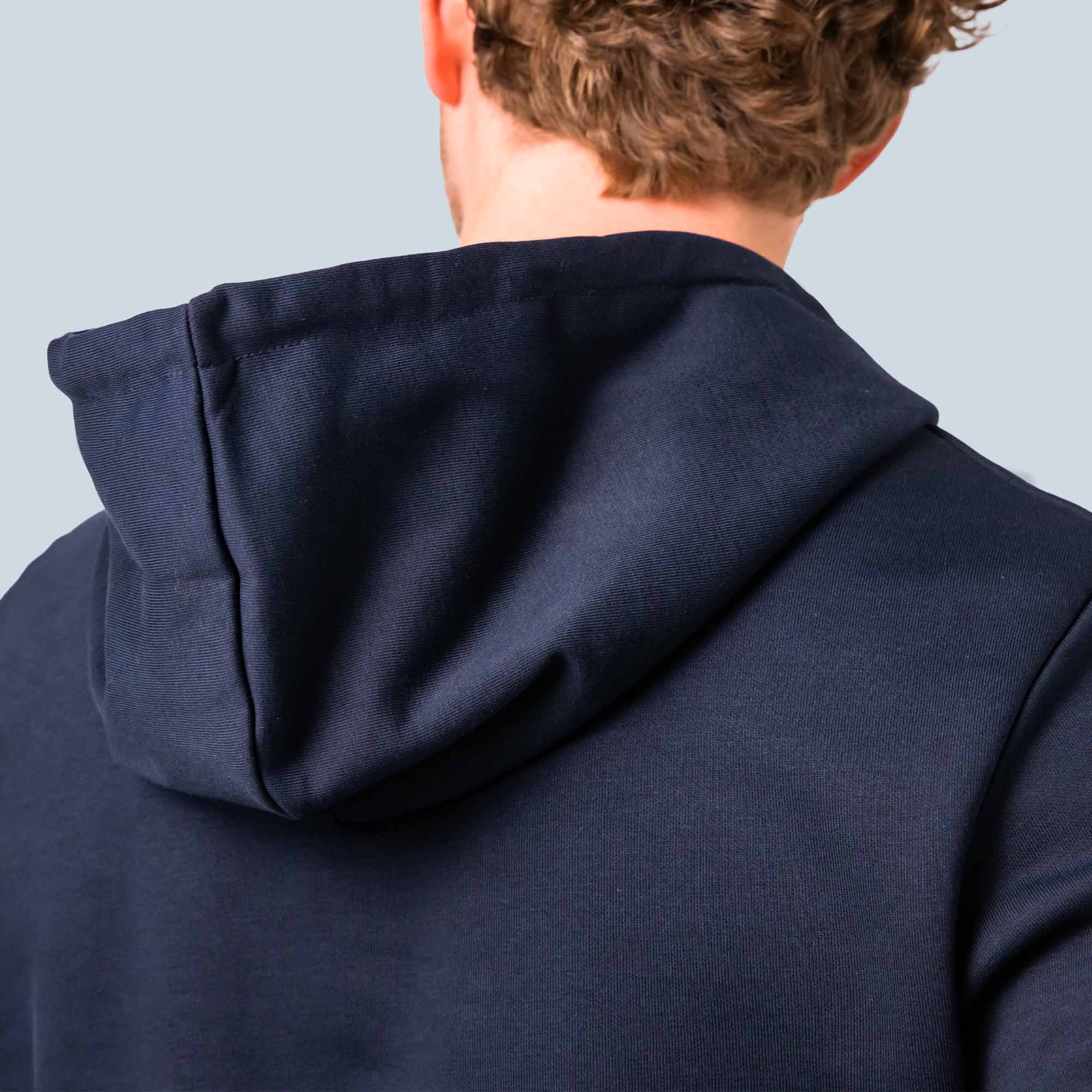 Premium-hoodie-met-rits-Muts-Achterkant