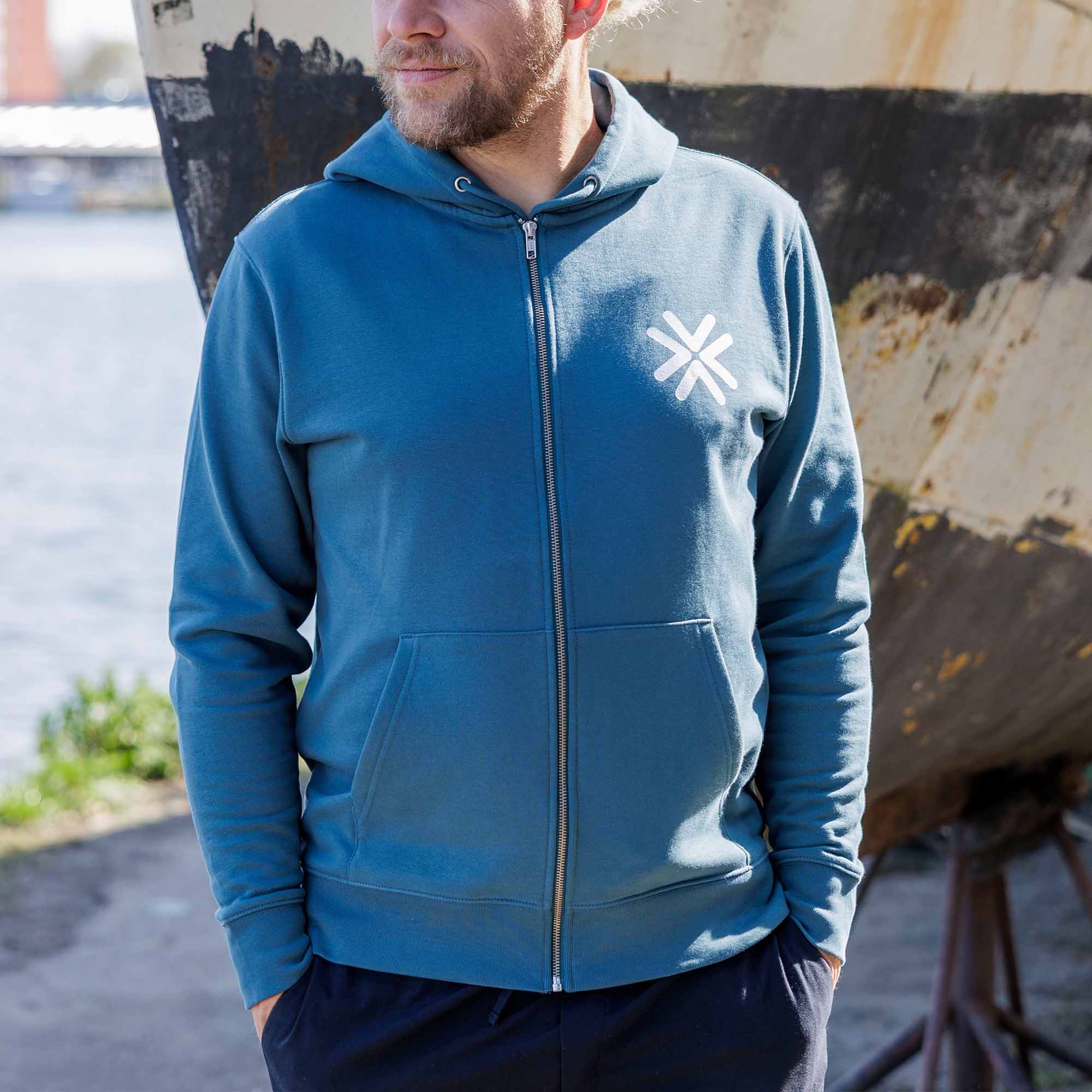 Duurzame-Hoodie-met-rits-setting