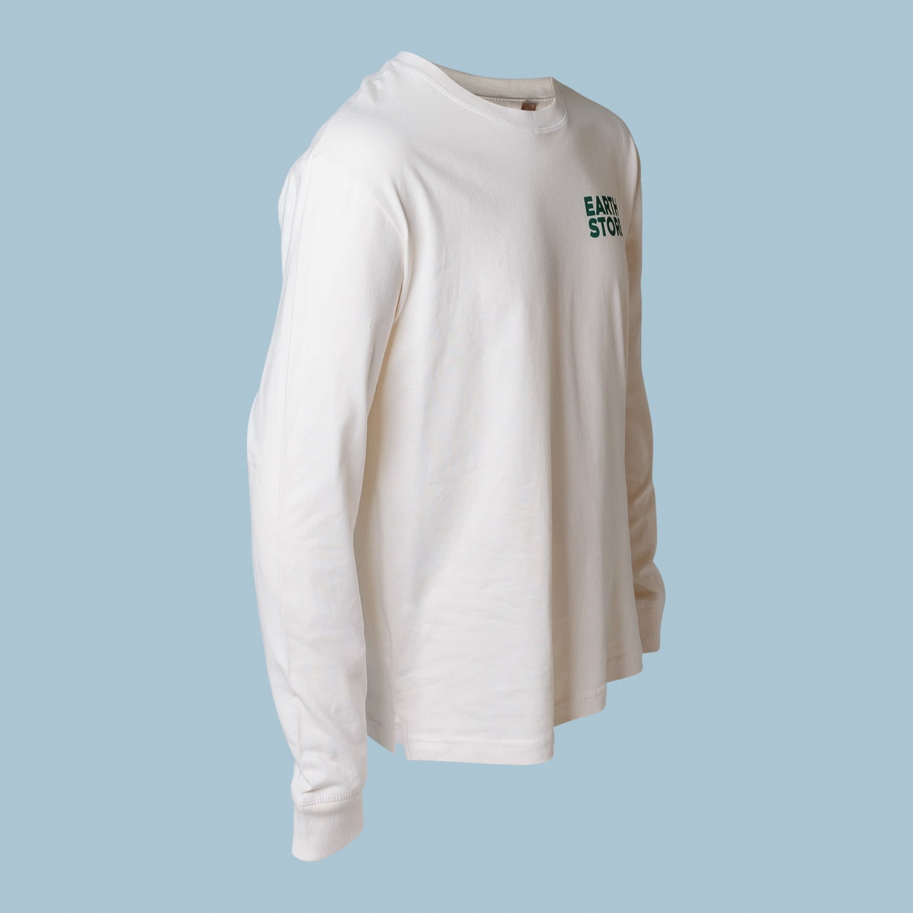 Duurzaam-premium-longsleeve-schuin-min