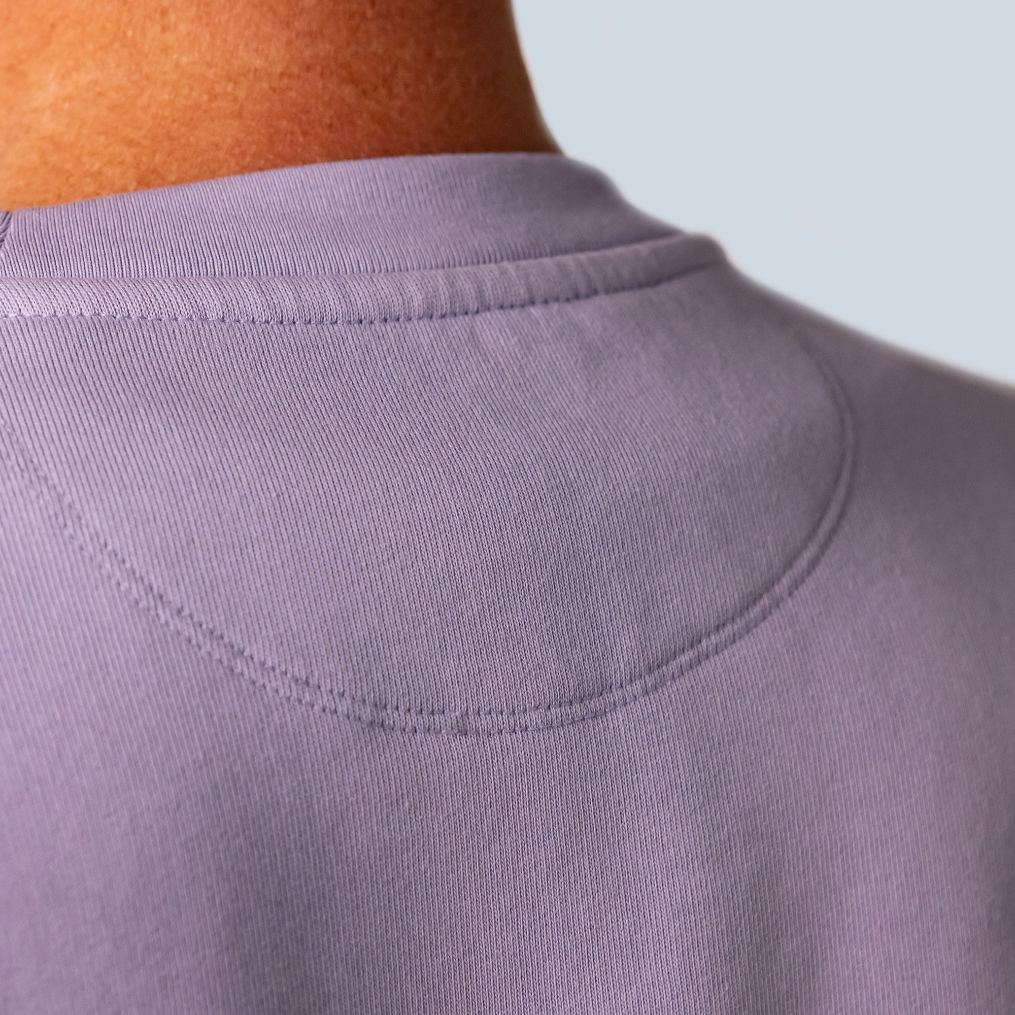 Duurzame-sweater-nekboord