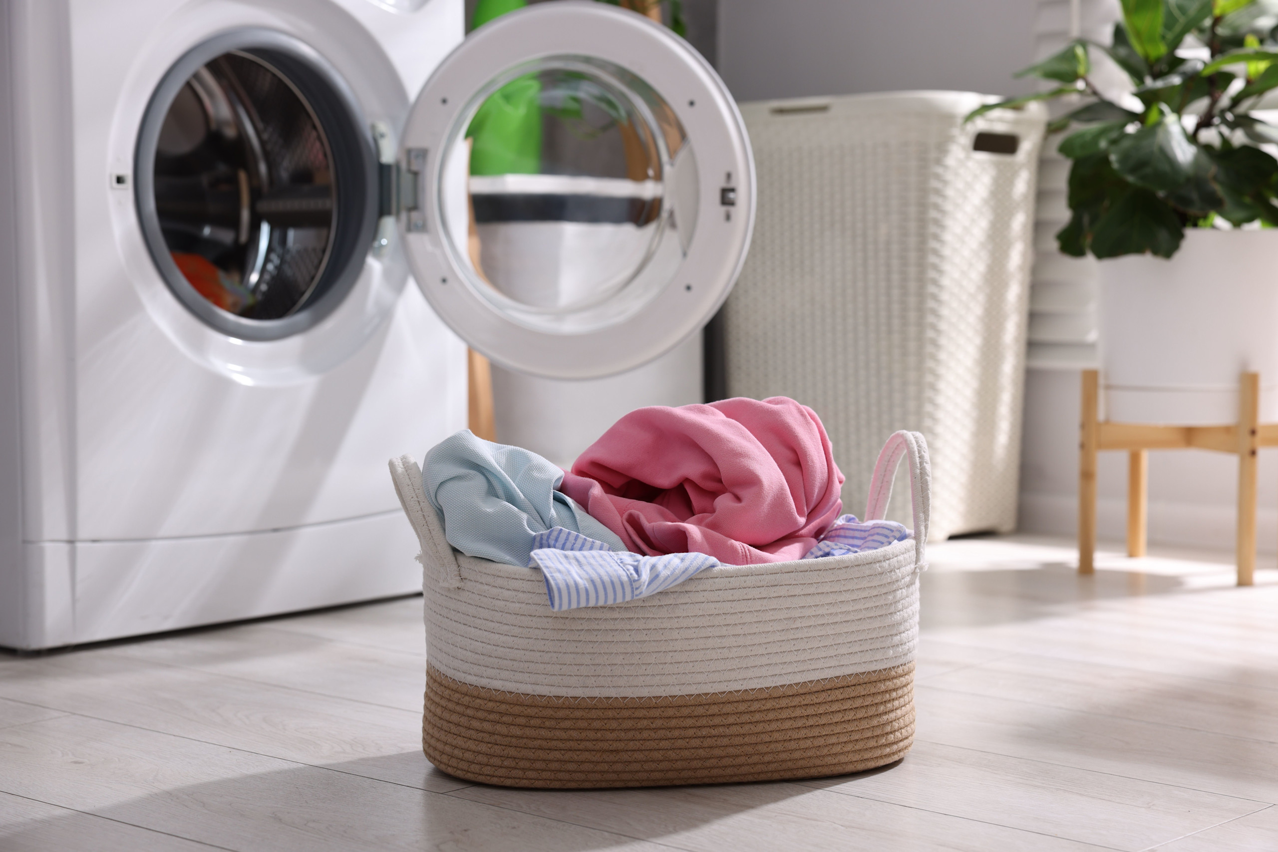 How to Wash Cotton Clothes & Thobes?