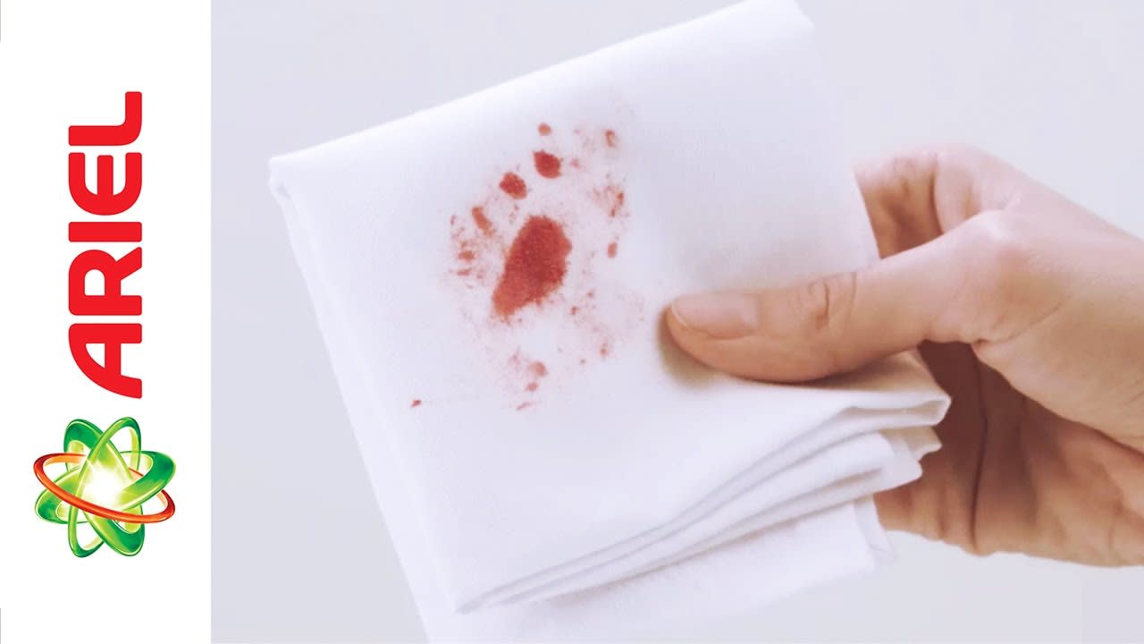 How to remove blood stains from clothing