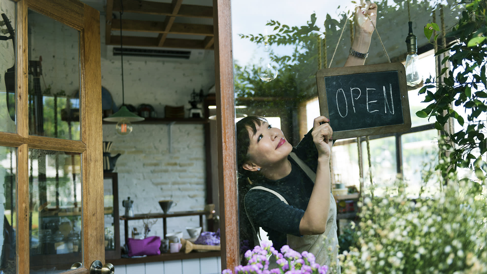 EnergyPlans Hero Florist Open