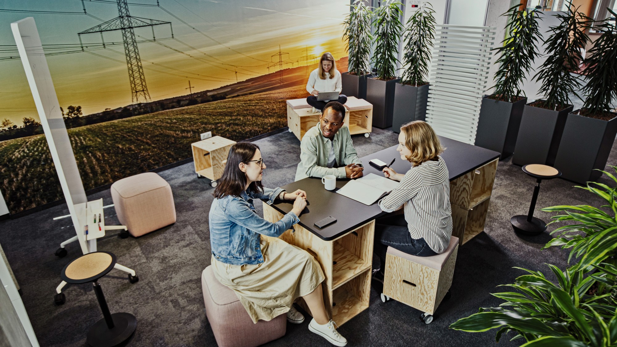 Bürokonzept für Raum und Weiterentwicklung Slider 5