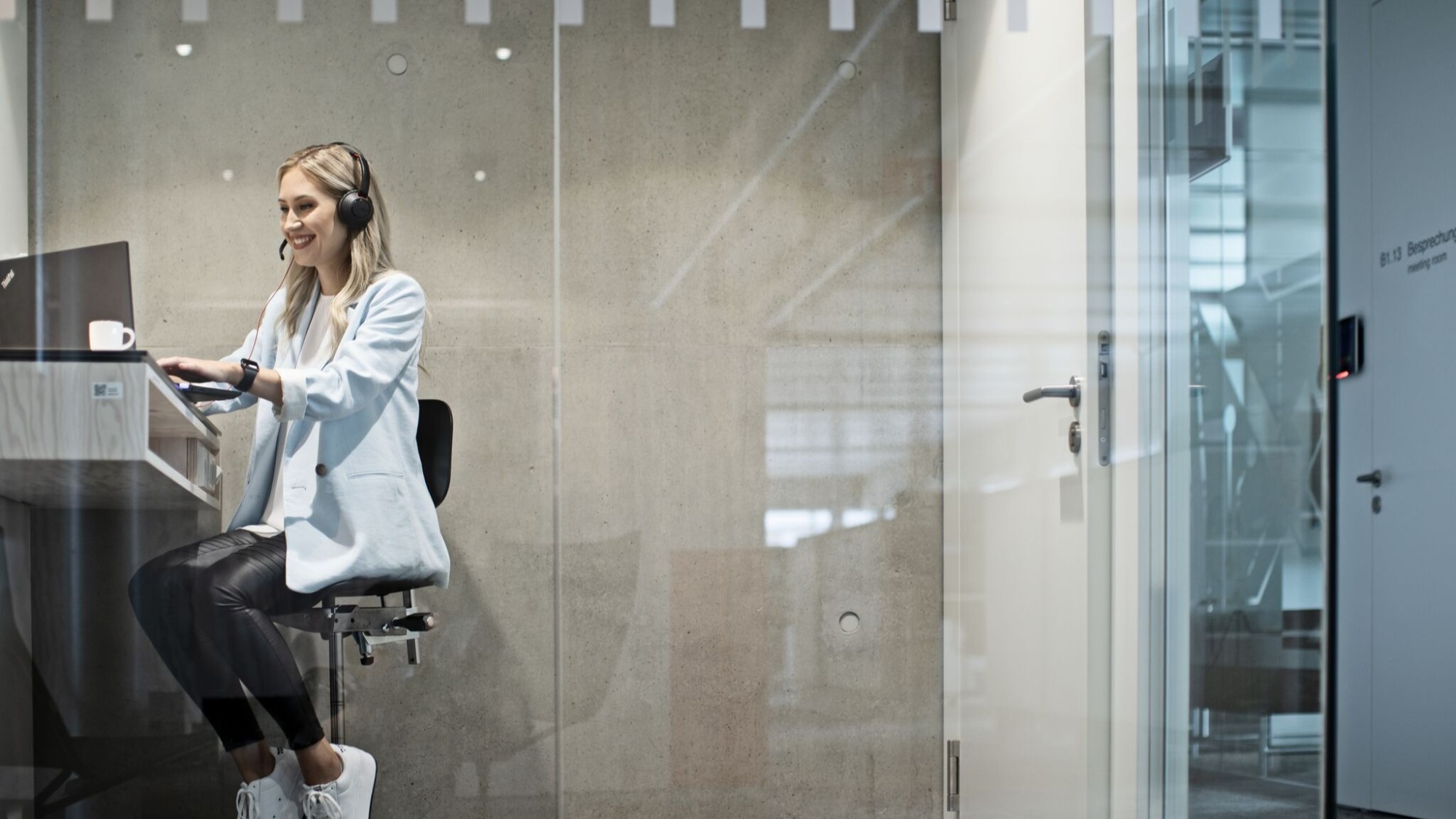 Bürokonzept für Raum und Weiterentwicklung Slider 2