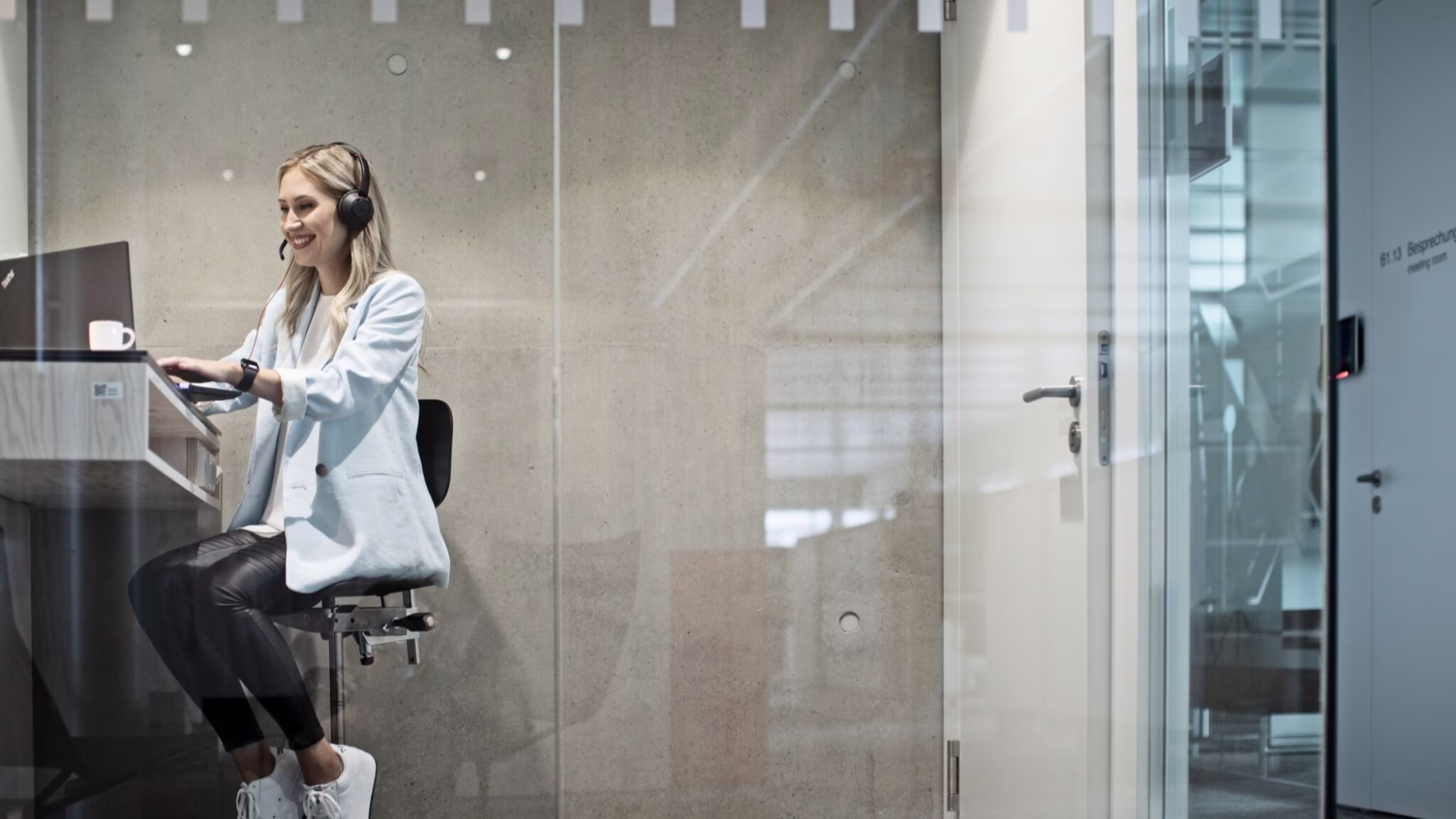 Bürokonzept für Raum und Weiterentwicklung Slider 2