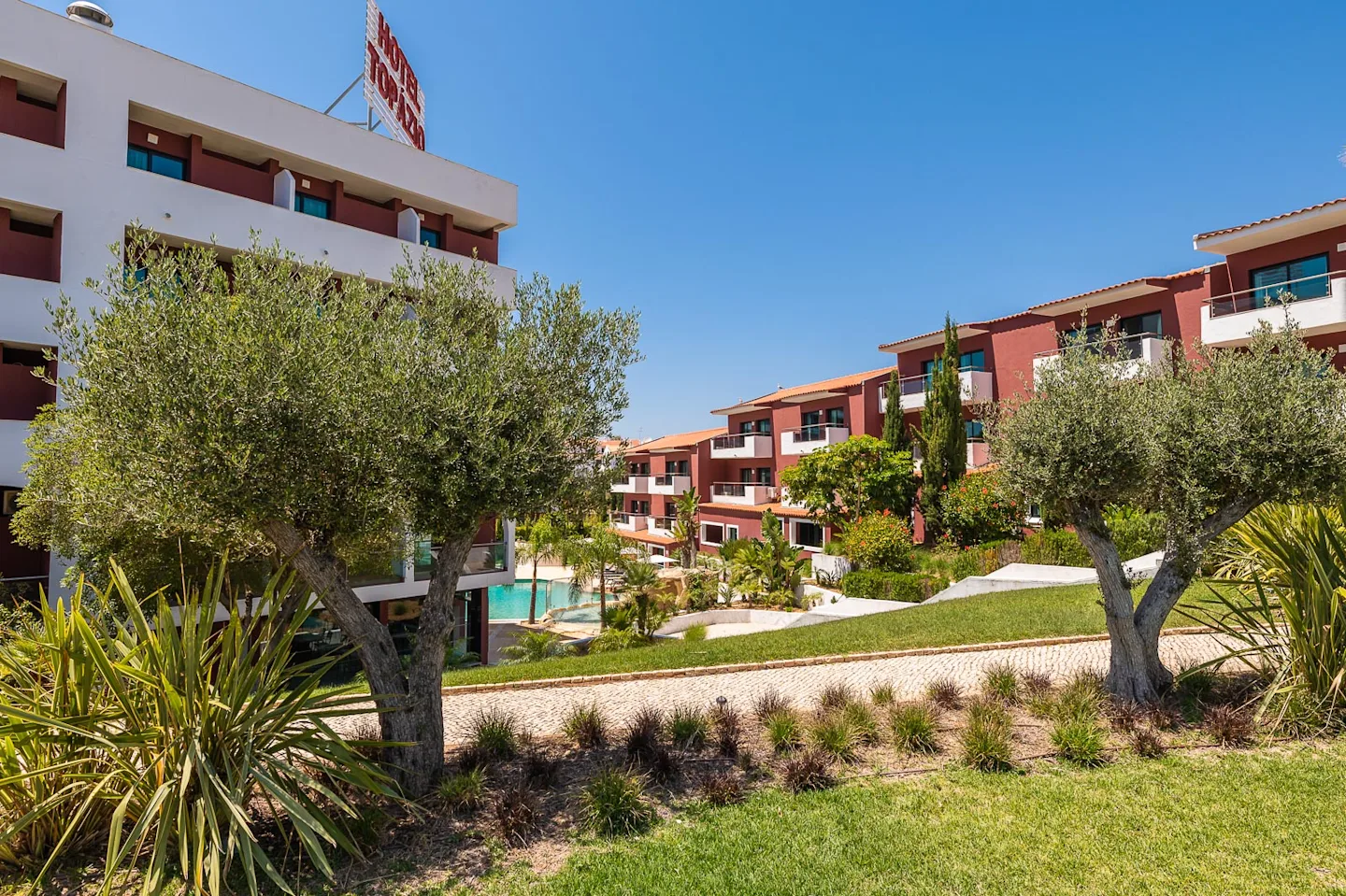 Topázio Vibe Gallery – Photos & Views in Albufeira | TOPÁZIO VIBE