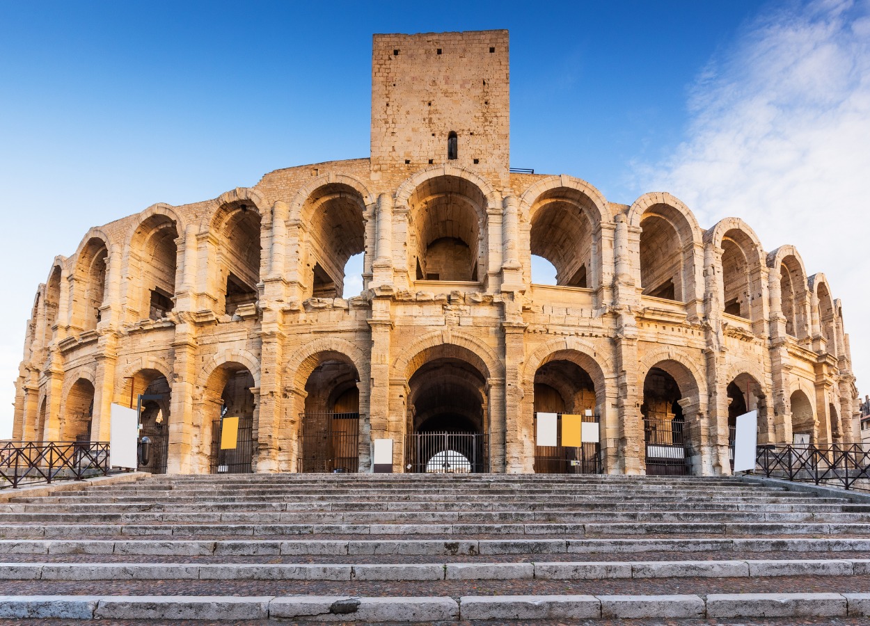 arles-france-picture-id1136600185